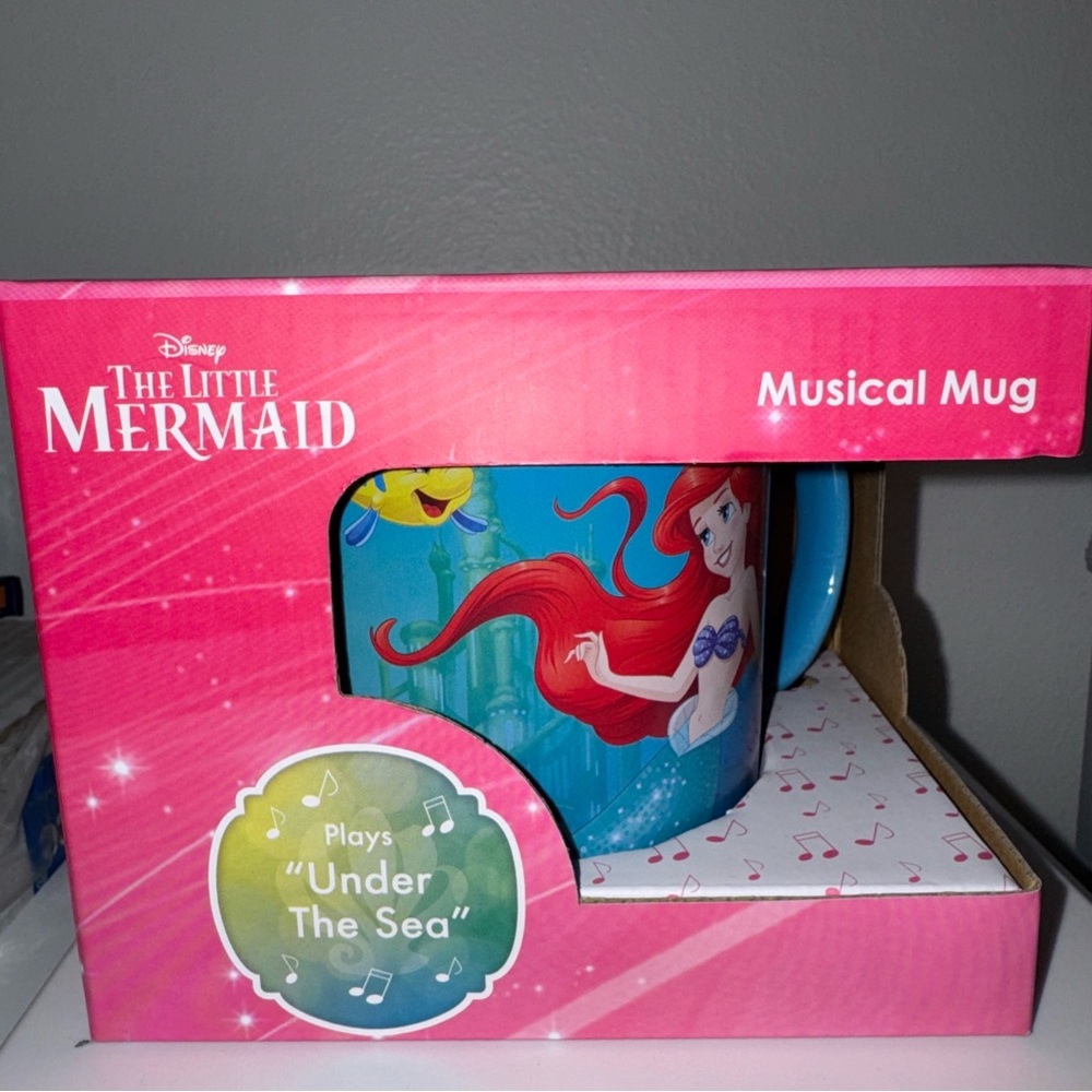 Ariel The LITTLE MERMAID MUSICAL MUG  Disney new